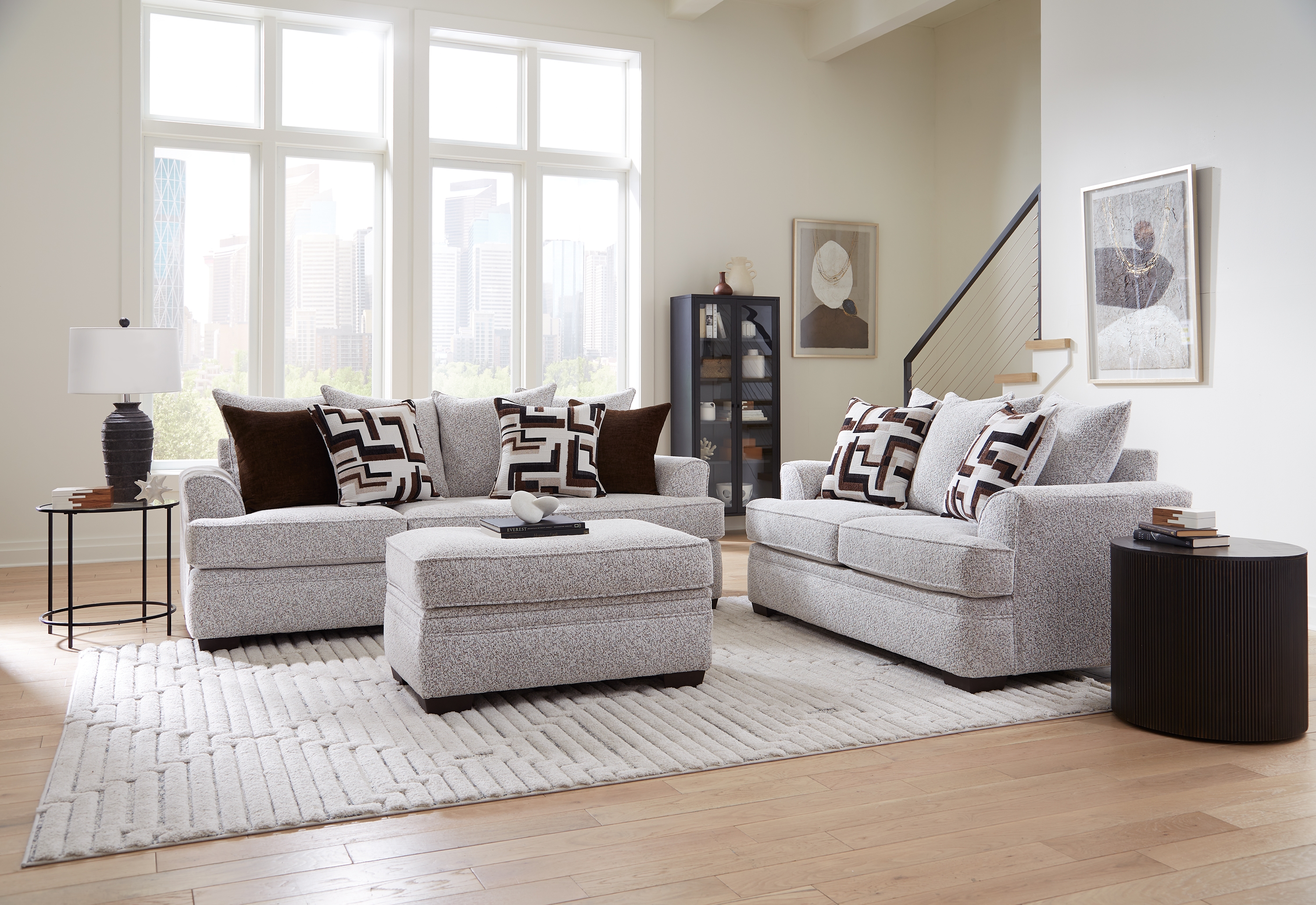 La-Z-Boy Roxie 1074108 swivel gliding chair | Johnny Janosik
