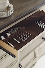 Felt-Lined Tray Protects your Silverware