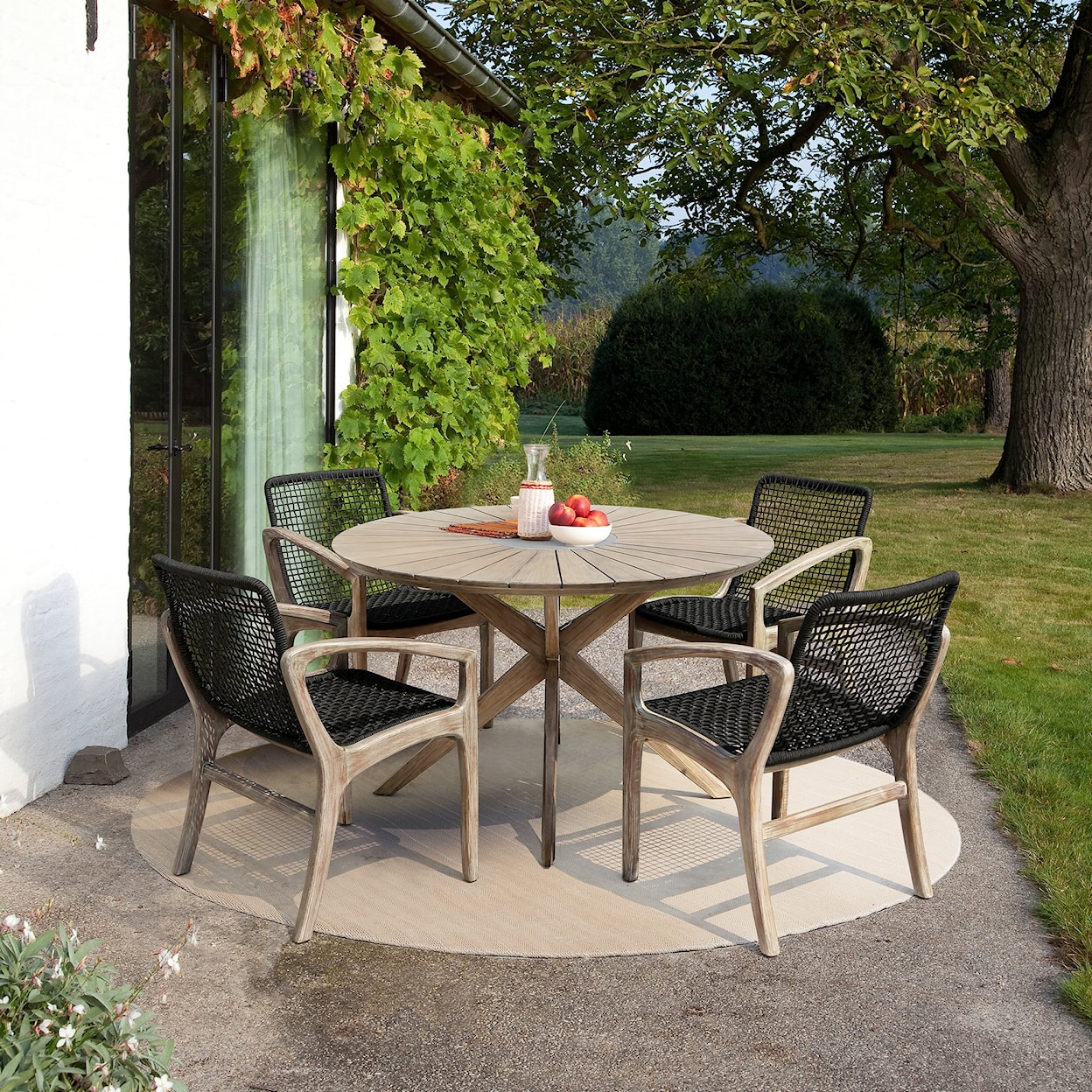 Armen Living Sachi / Brighton Outdoor Dining Set