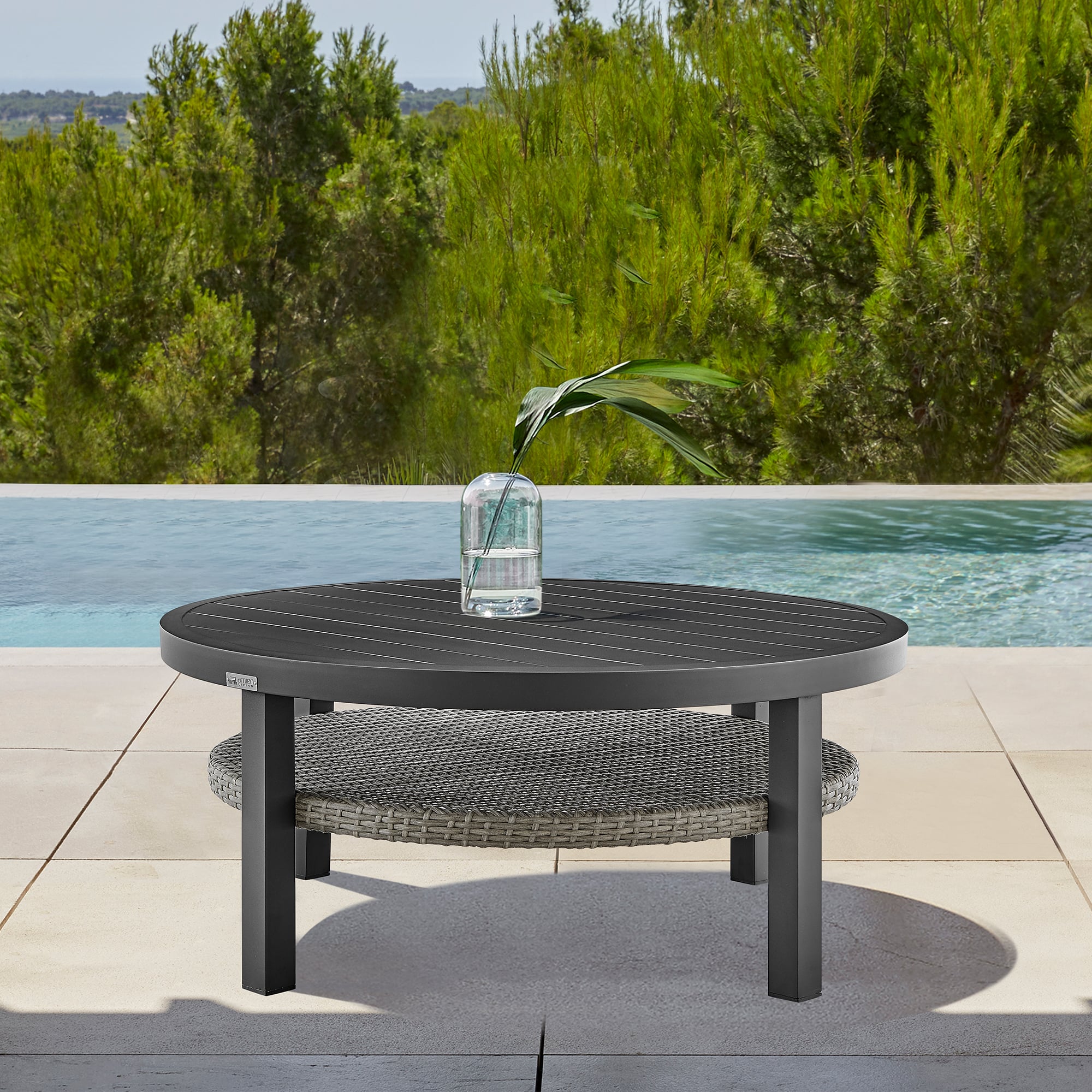 Round Outdoor Coffee Table