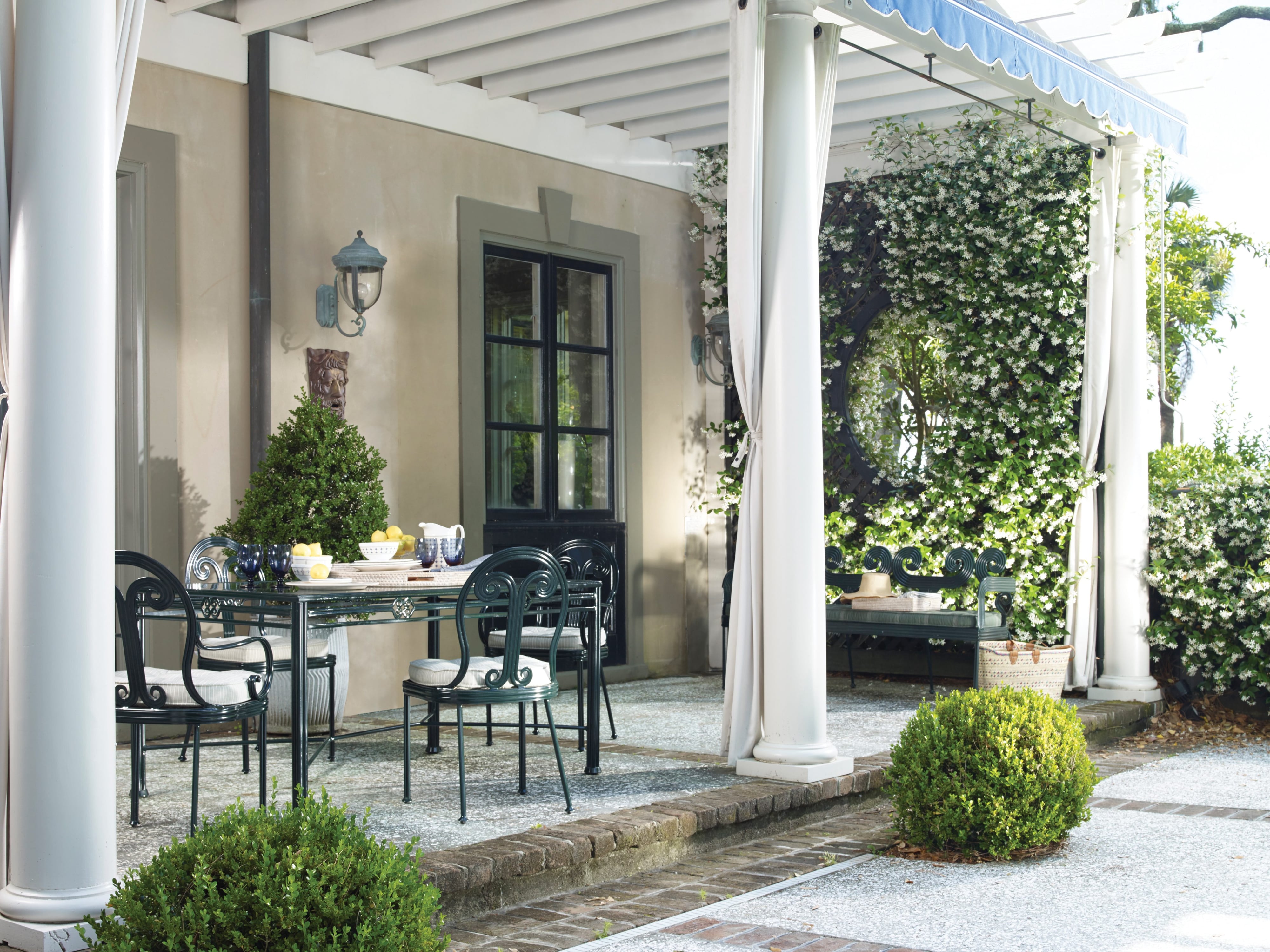 Outdoor Dining Chairs