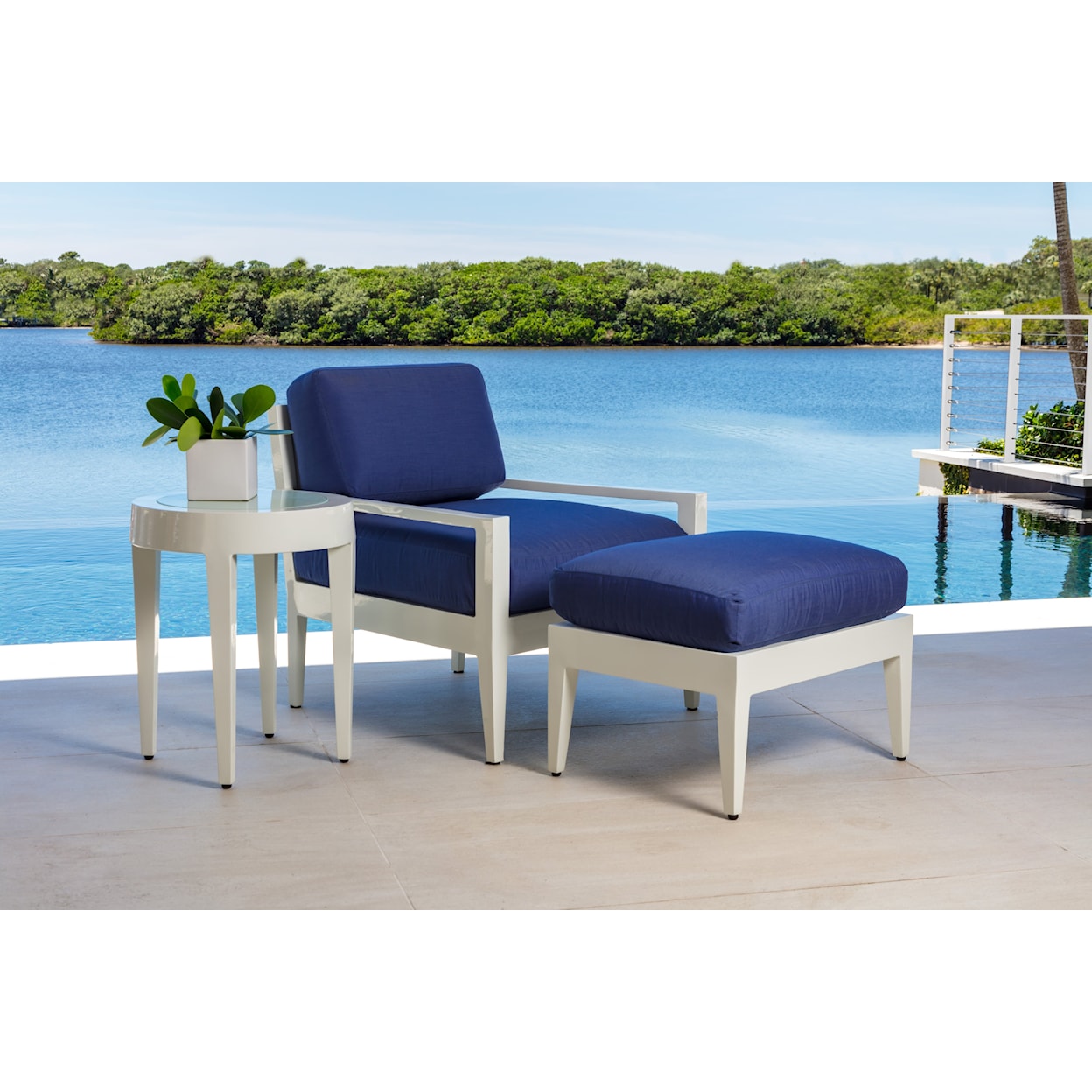 Century Allison Paladino Sail Outdoor Lounge Chair