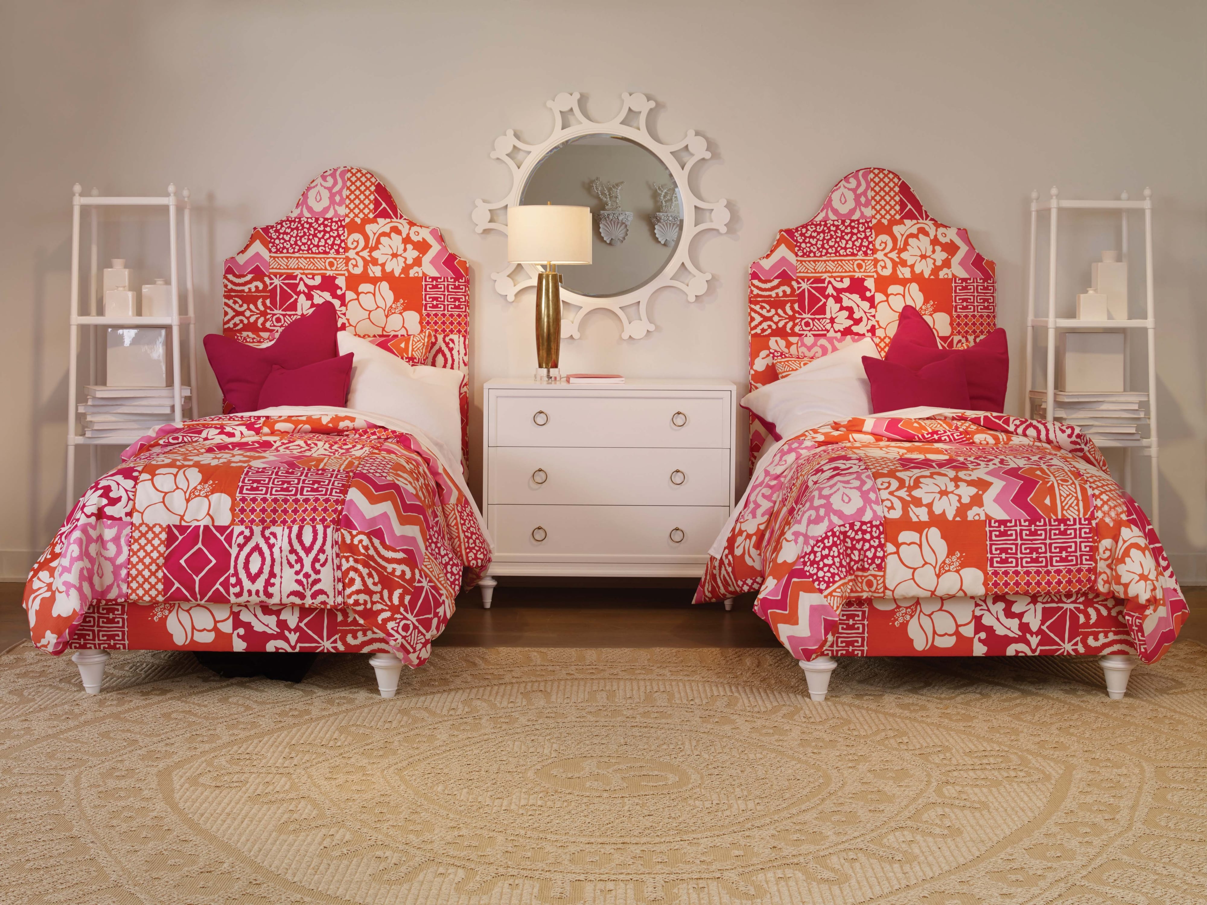 Lafayette Fully Uph Bed - Twin