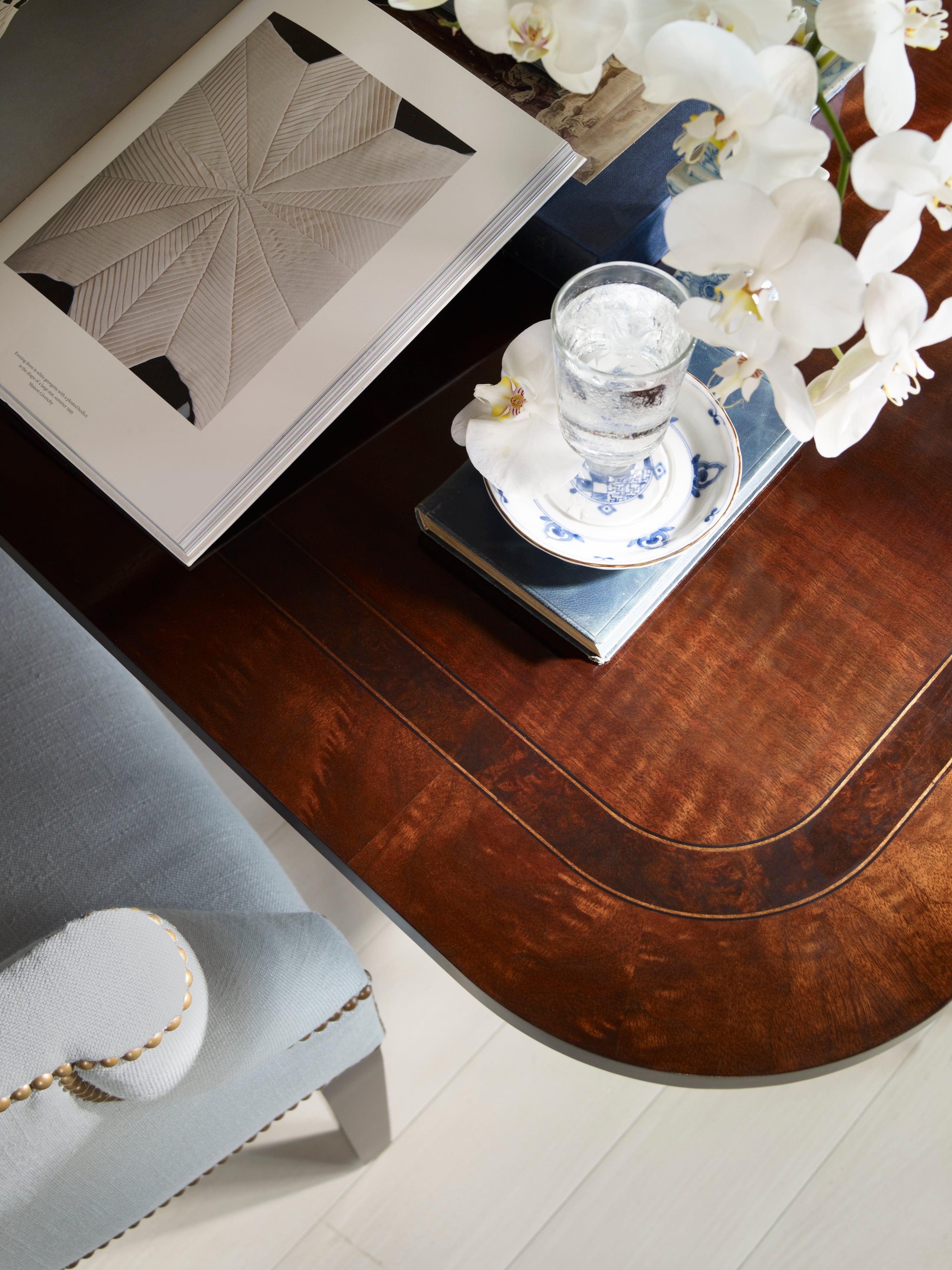 Century Wellington Court Double Pedestal Dining Table