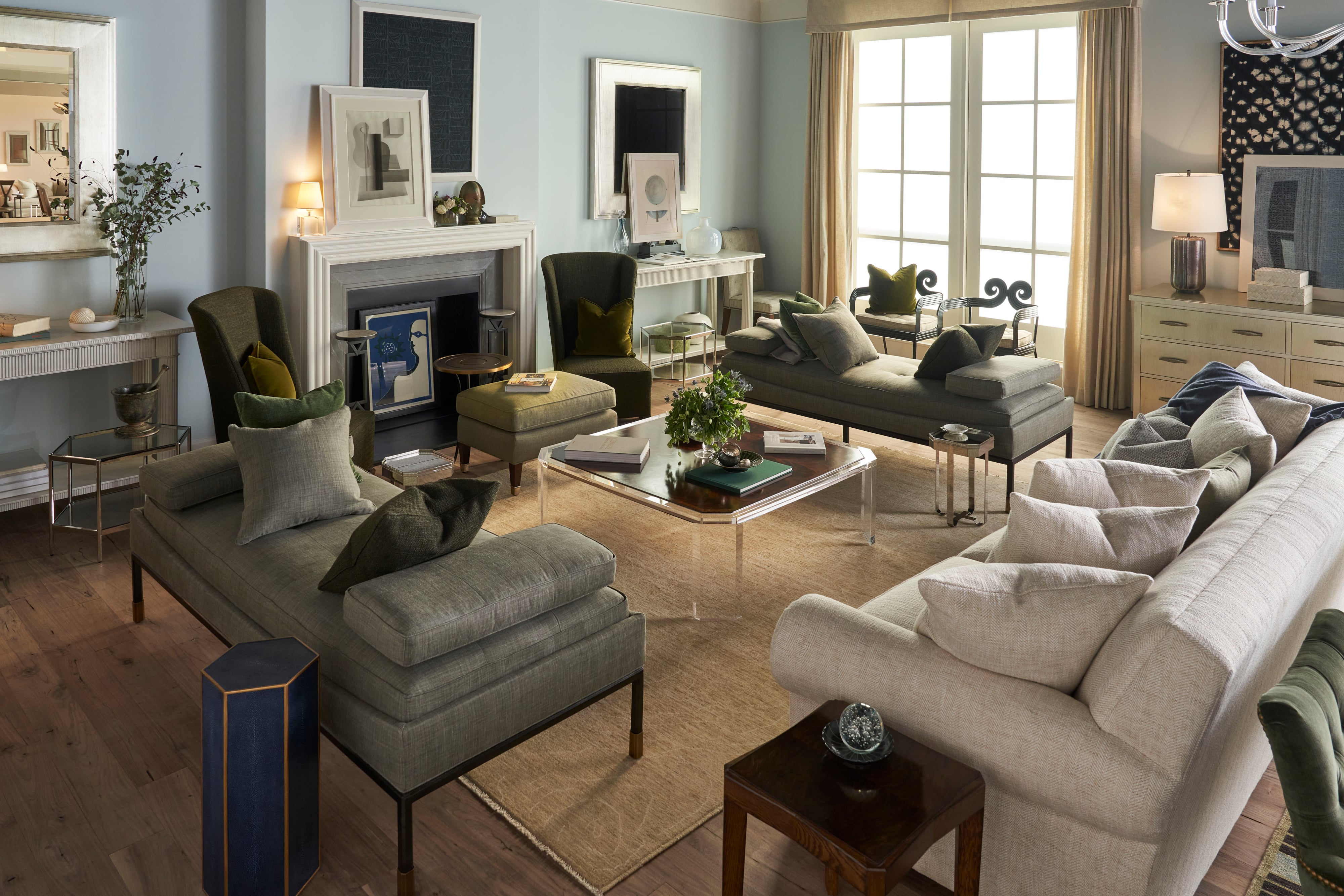 Romeo Tall Side Table