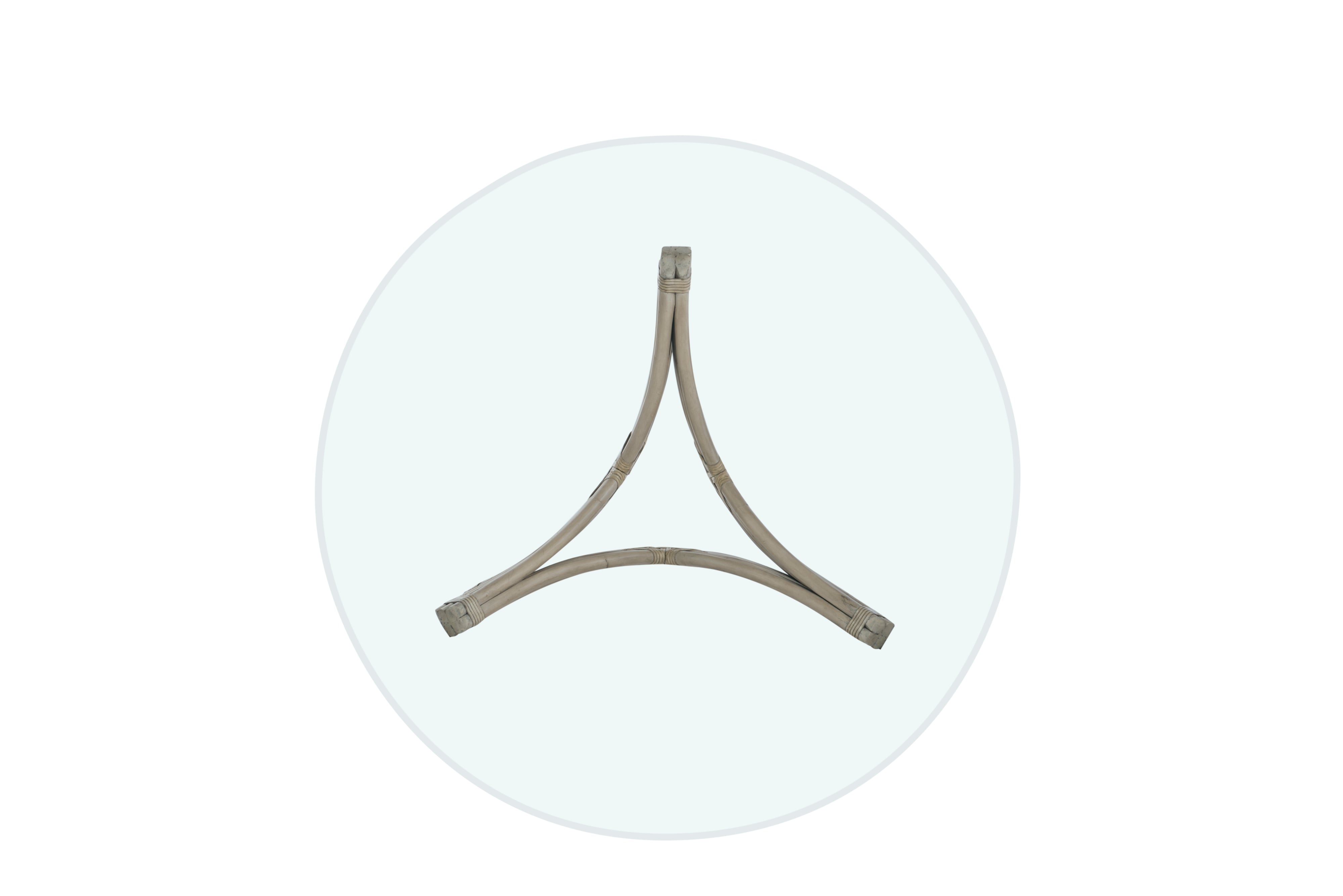 Century Curate Round Dining Table