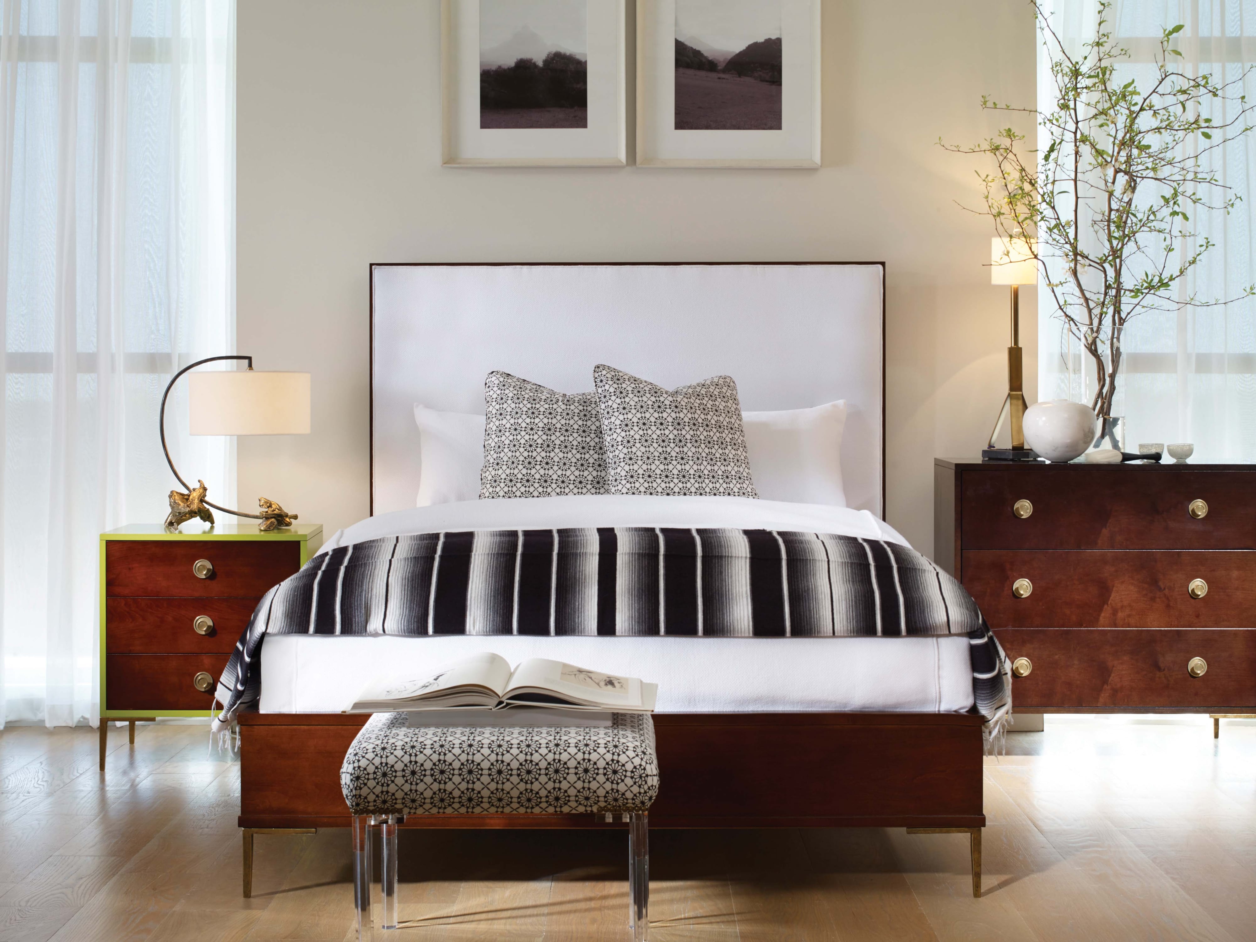 Marin Wood Trim Uph Bed - Queen