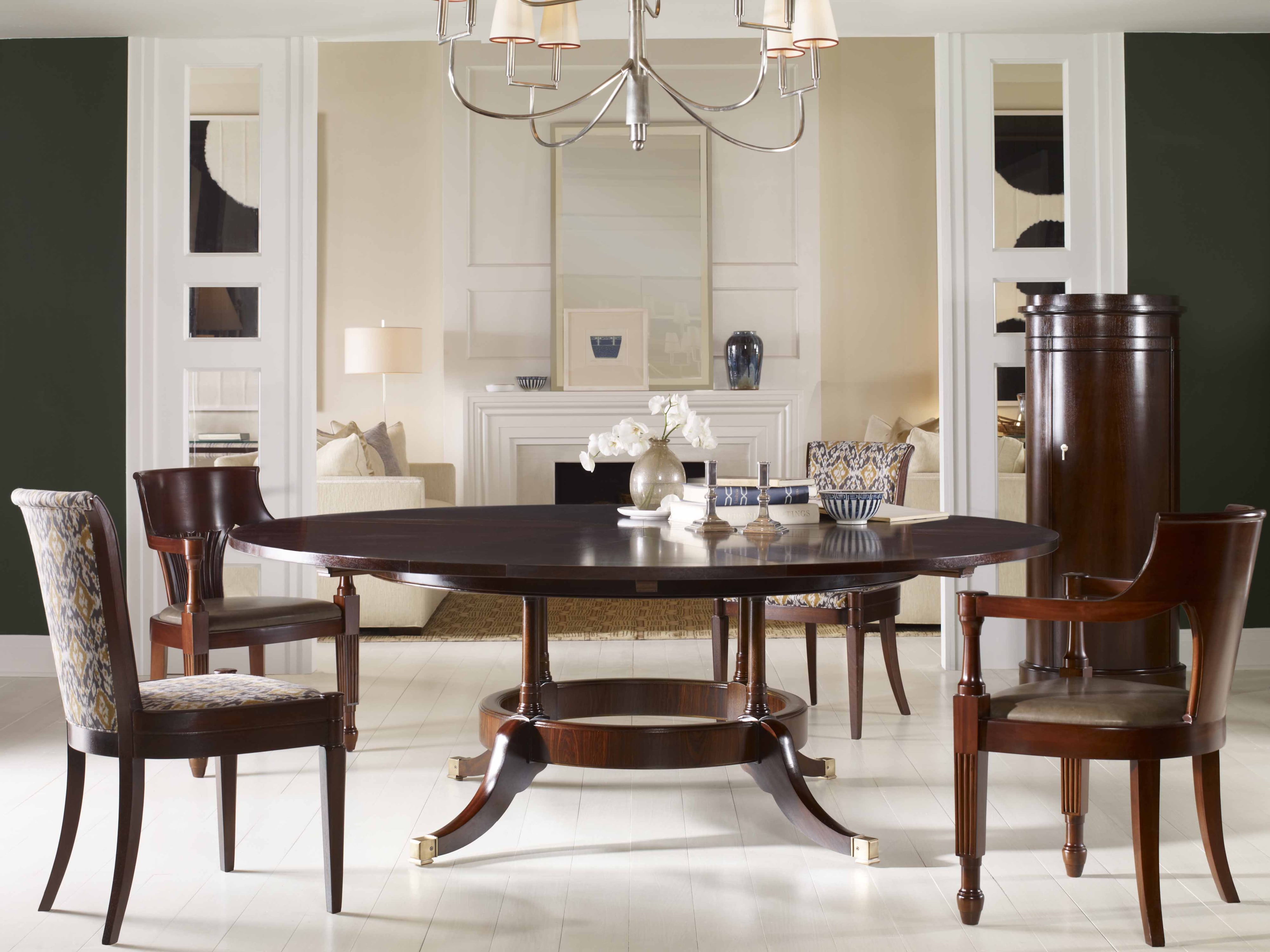 Chandler Telescoping Table