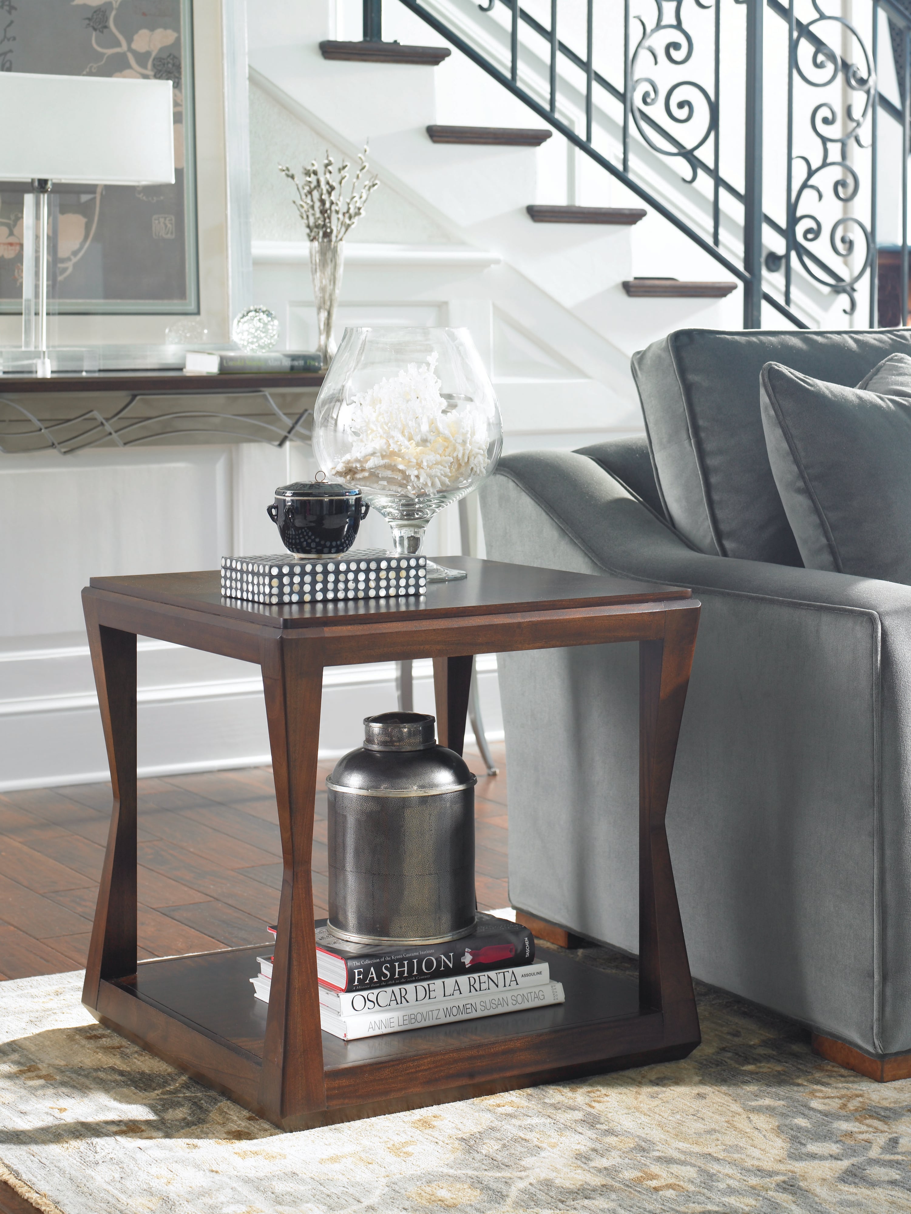 Decoeur Side Table