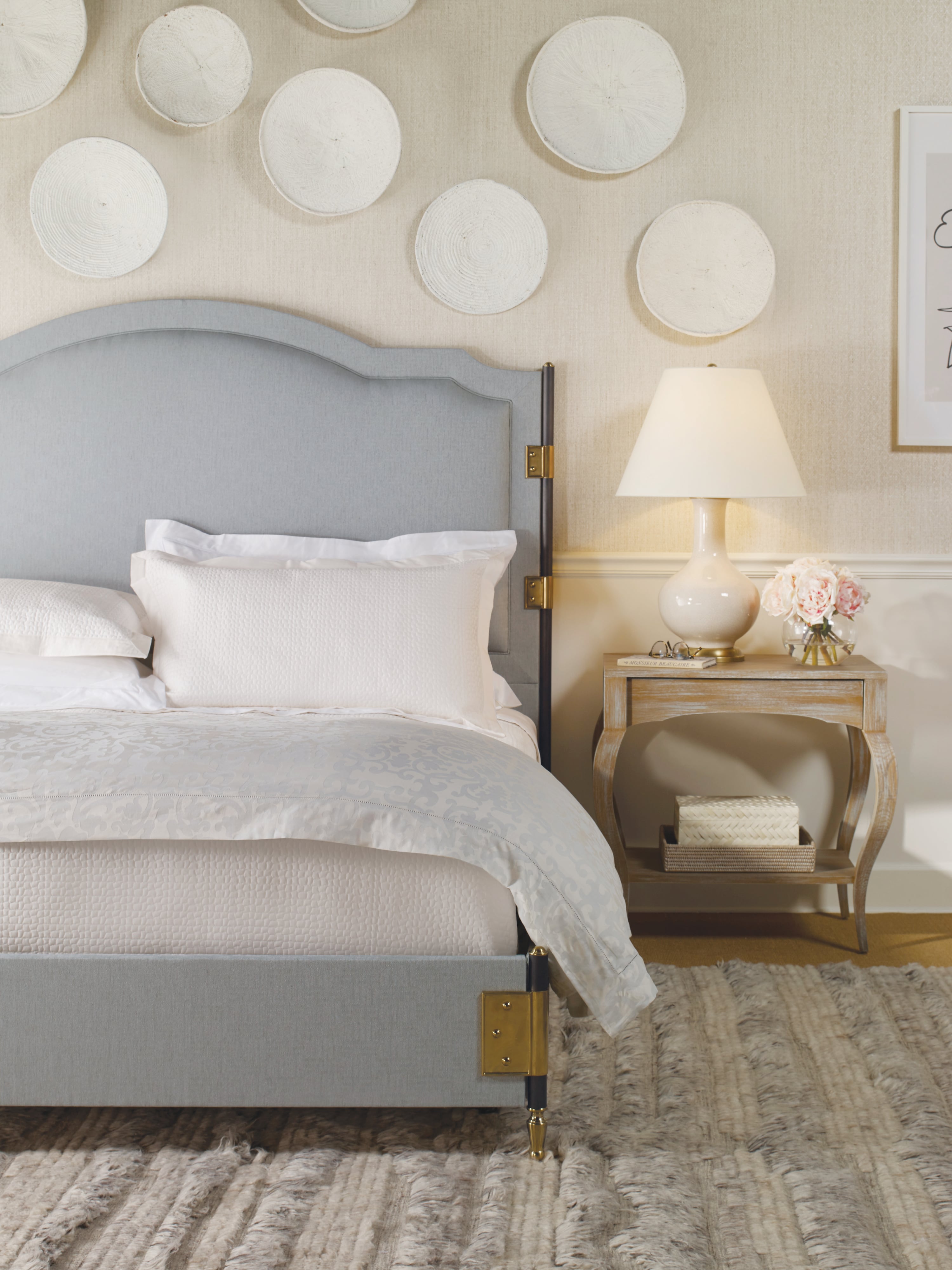 Gemma Bed With Uph Headboard - Queen