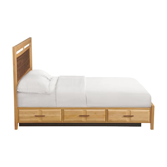 addewページ Whittier Wood Addison ADI570021 King Panel Storage Bed