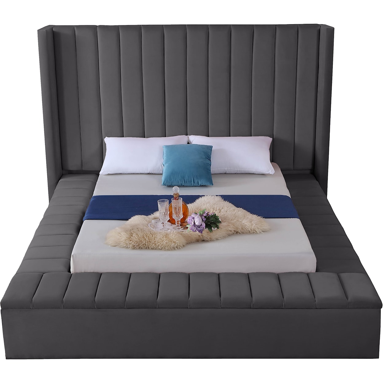 Meridian Furniture Kiki Full Bed (3 Boxes)