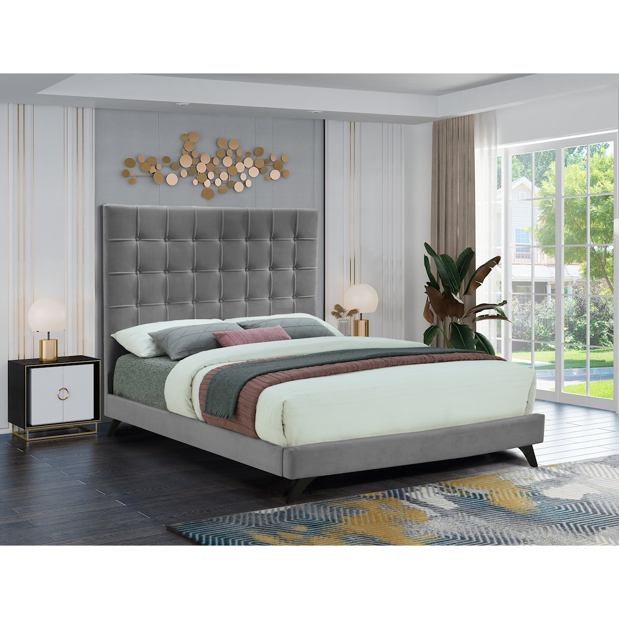 Meridian Furniture Elly King Bed