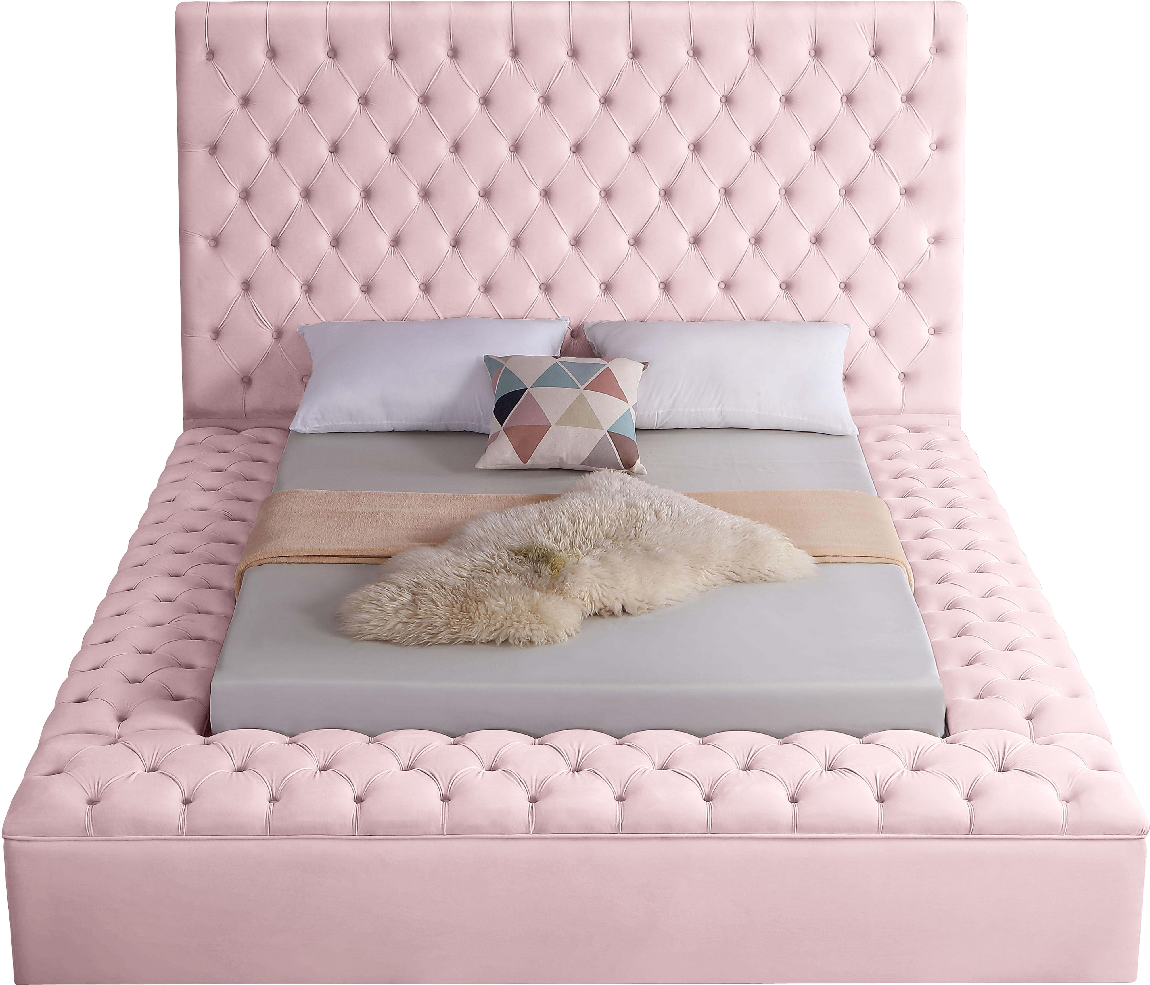 Bliss velvet outlet king bed