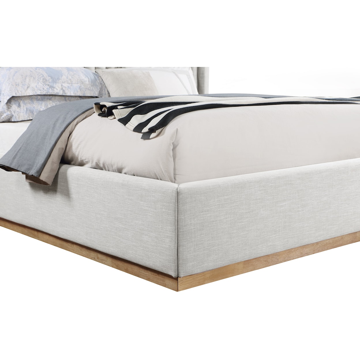 Meridian Furniture Logan King Bed