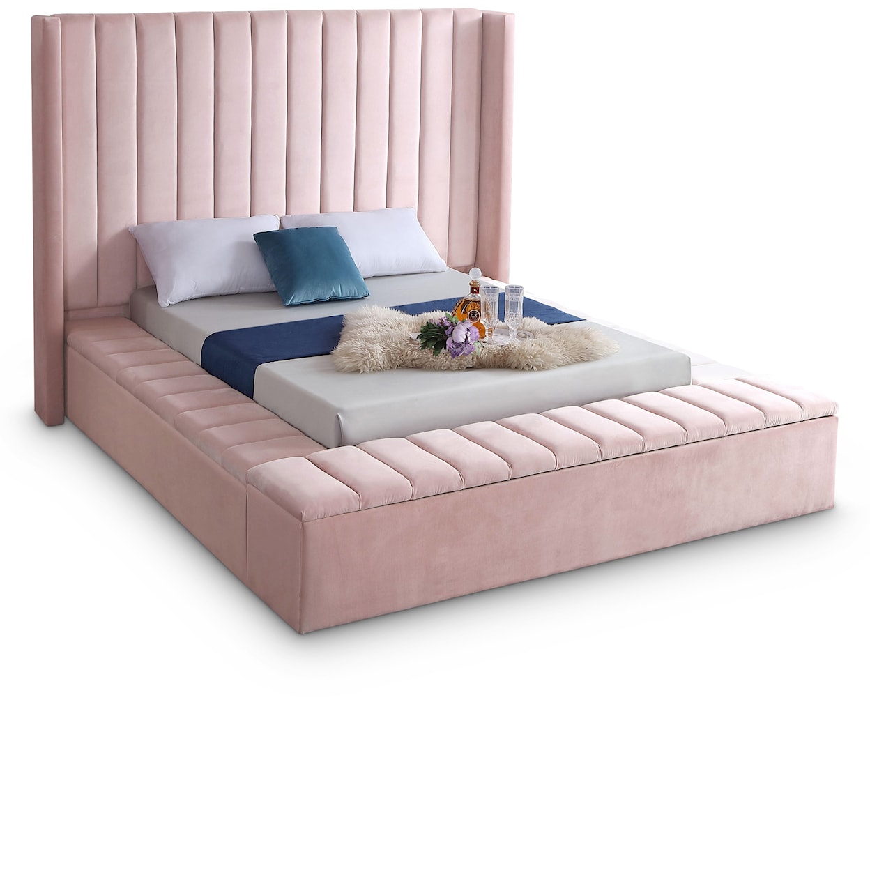 Meridian Furniture Kiki Queen Bed (3 Boxes)