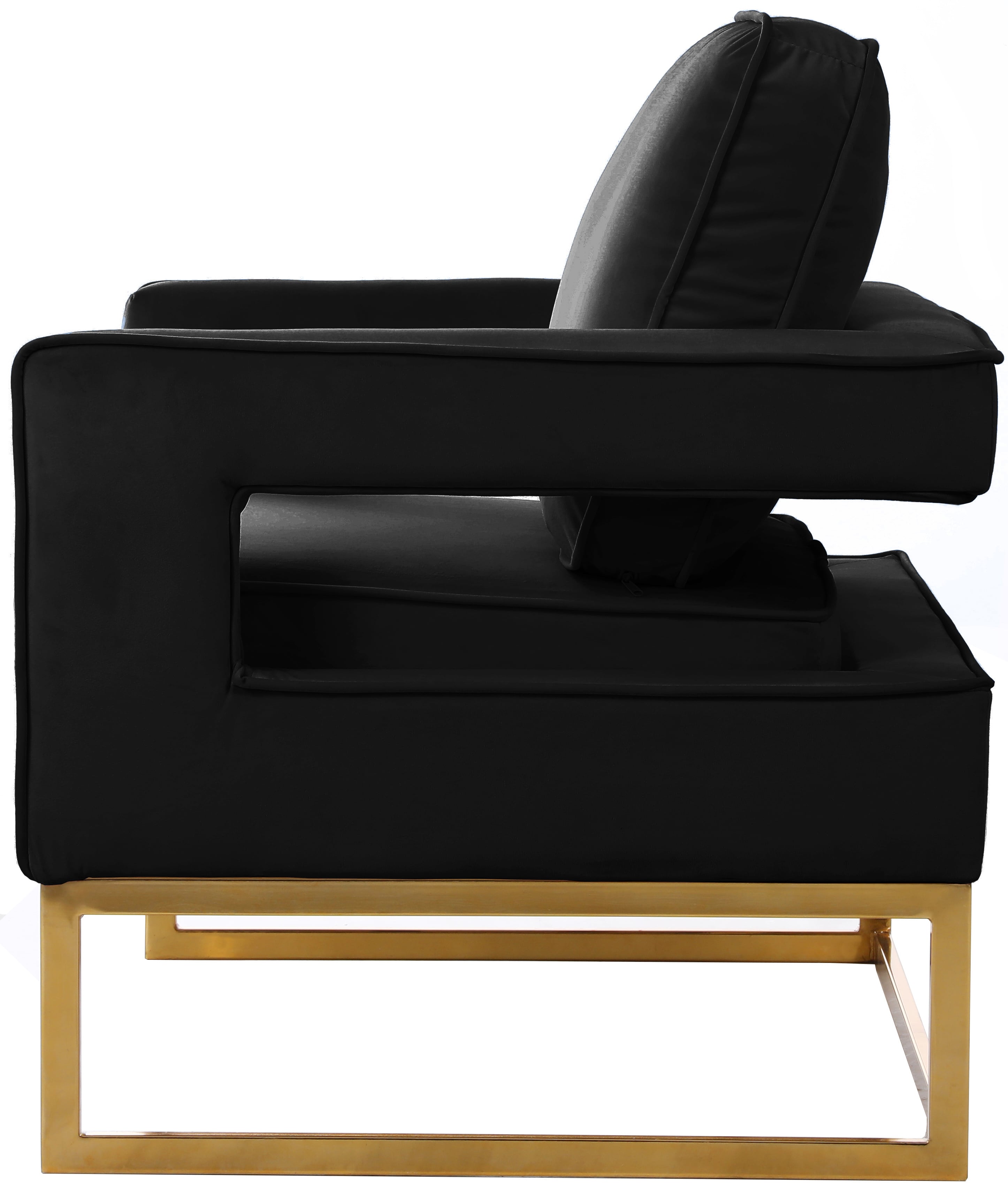 Meridian Furniture Noah 511Black Noah Black Velvet Accent Chair