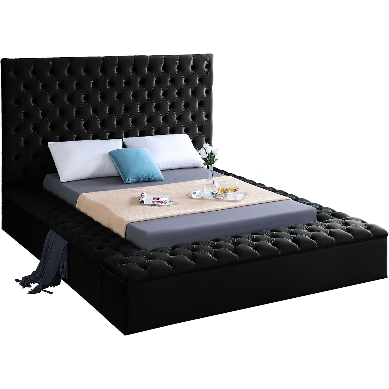 Meridian Furniture Bliss Queen Bed