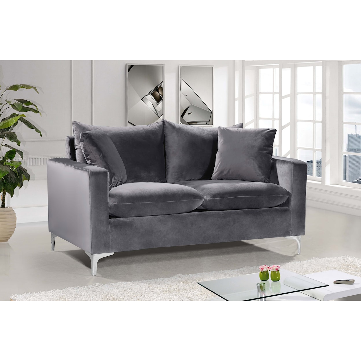 Meridian Furniture Naomi Loveseat