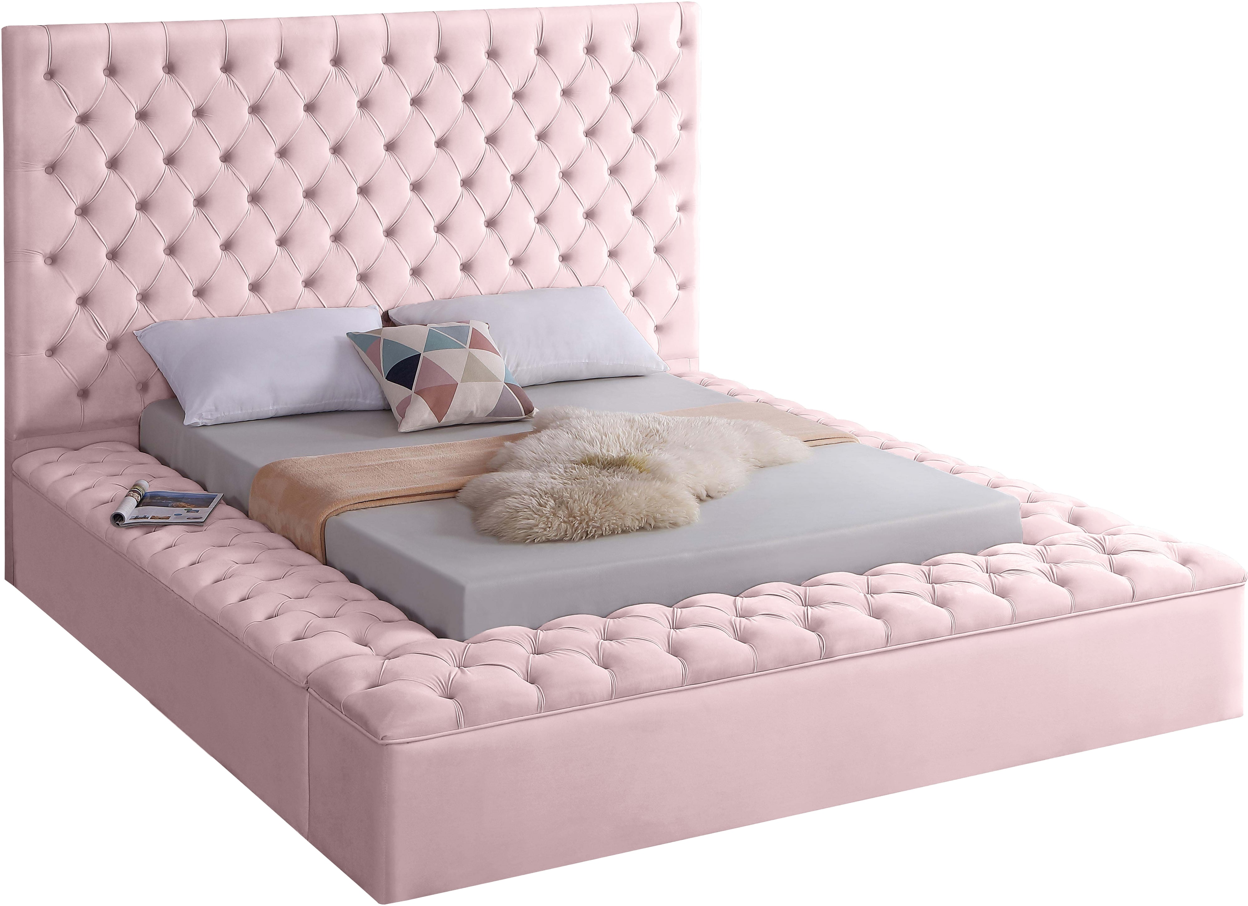 Pink velvet queen deals bed