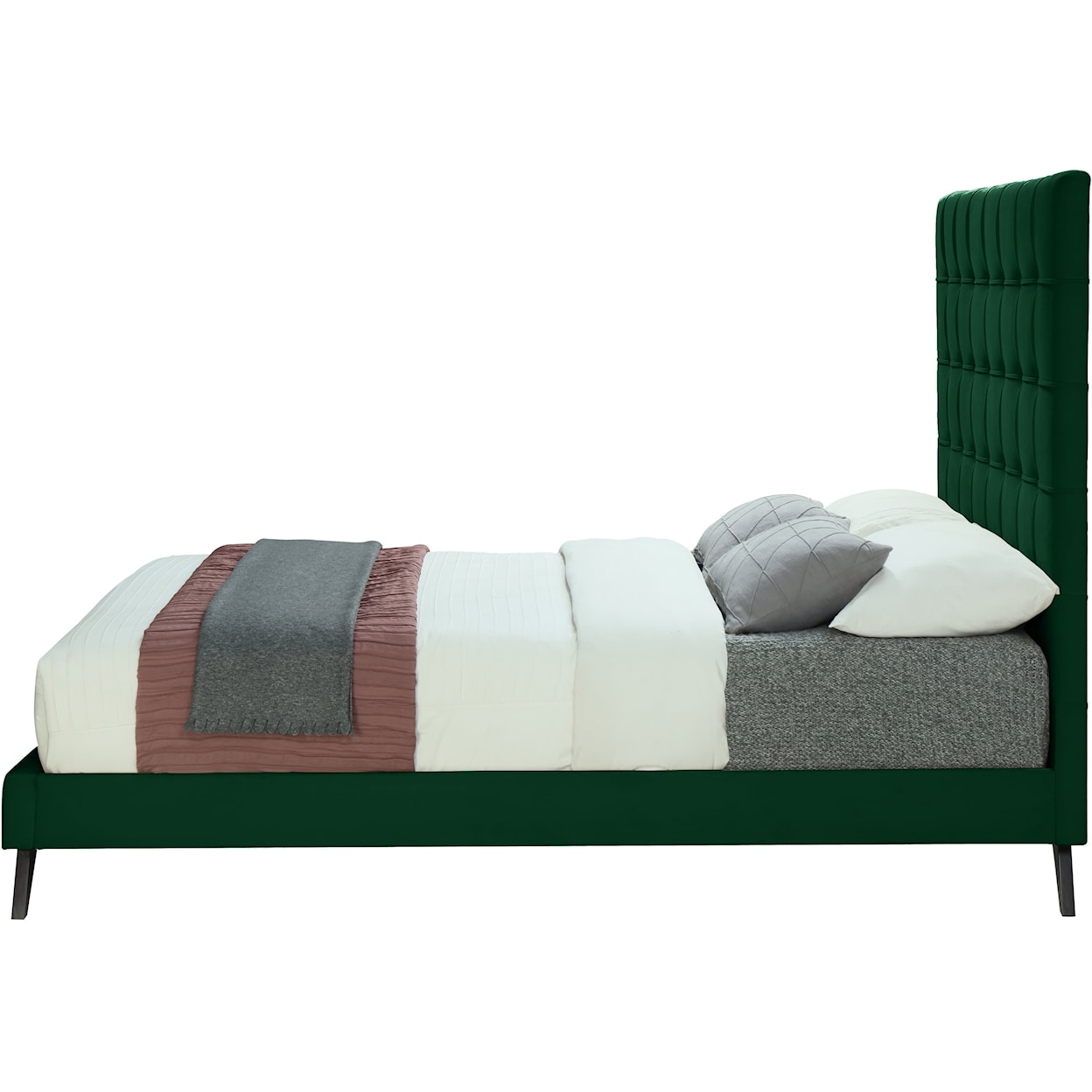 Meridian Furniture Elly Full Bed