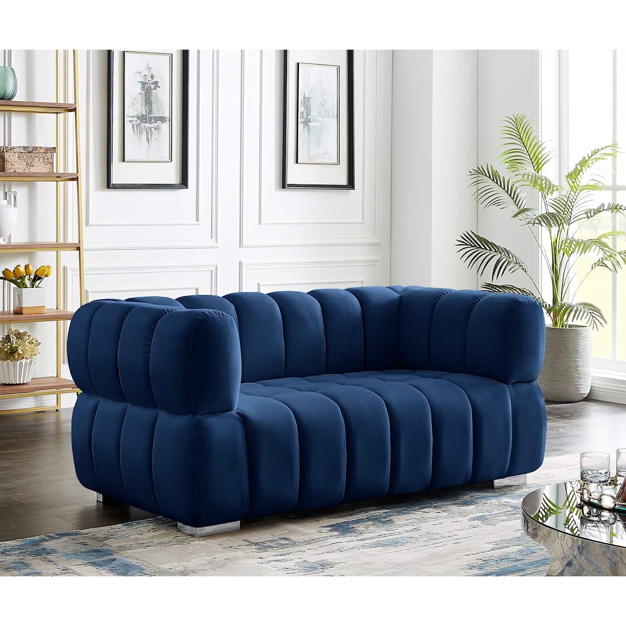 Meridian Furniture Gwen Loveseat