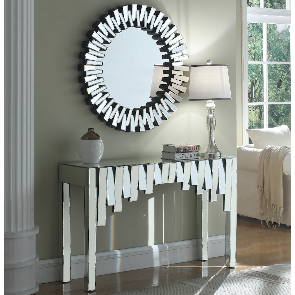 Meridian Furniture Kylie Console Table