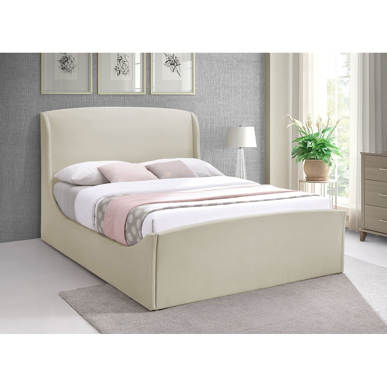 Meridian Furniture Tess Queen Bed (3 Boxes)