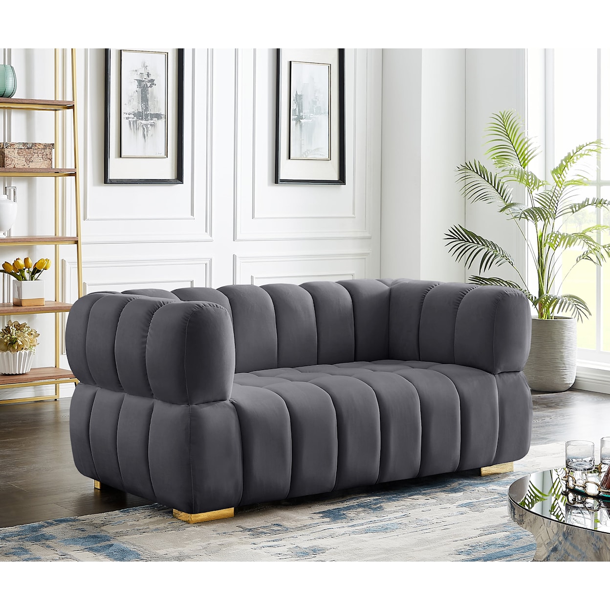 Meridian Furniture Gwen Loveseat