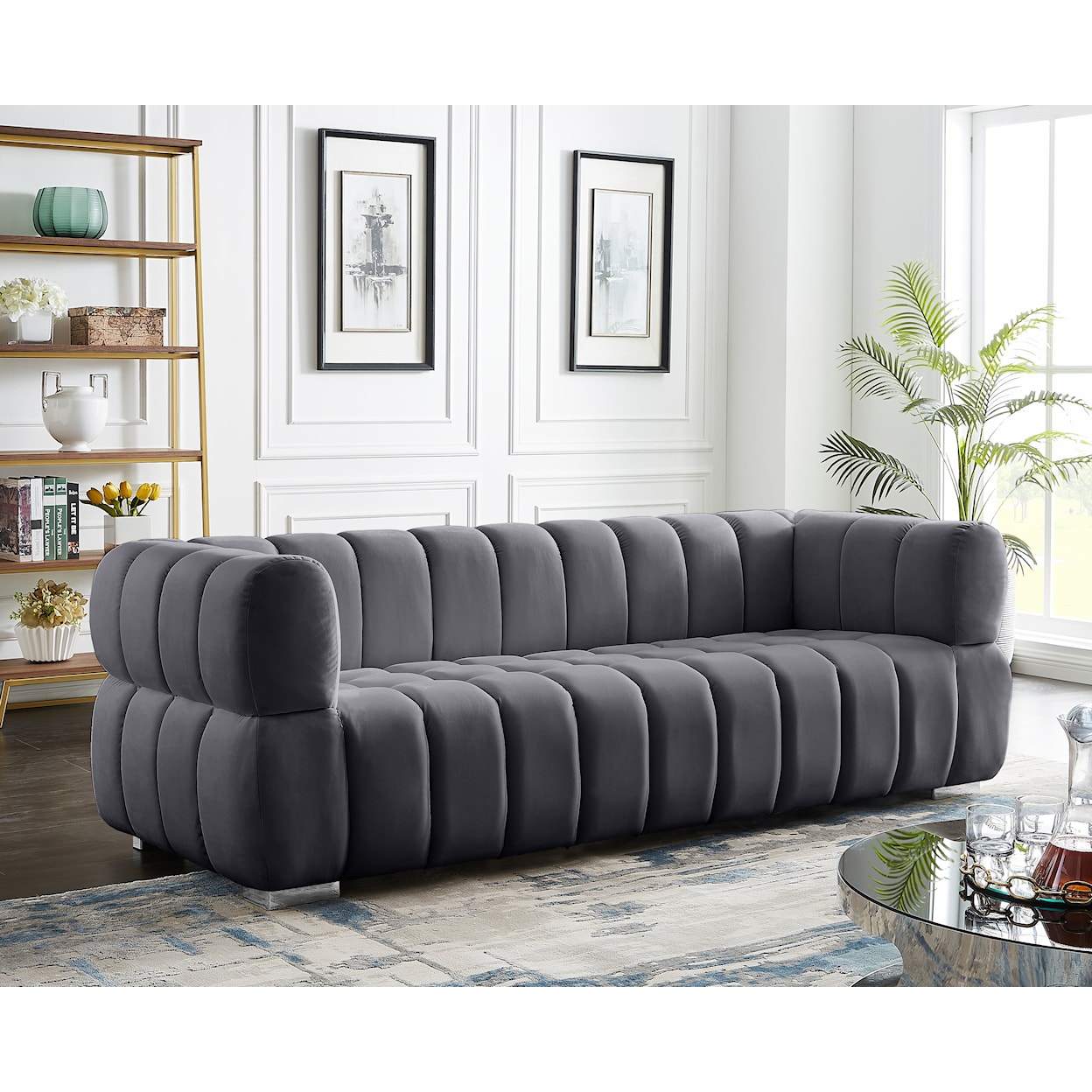 Meridian Furniture Gwen Sofa