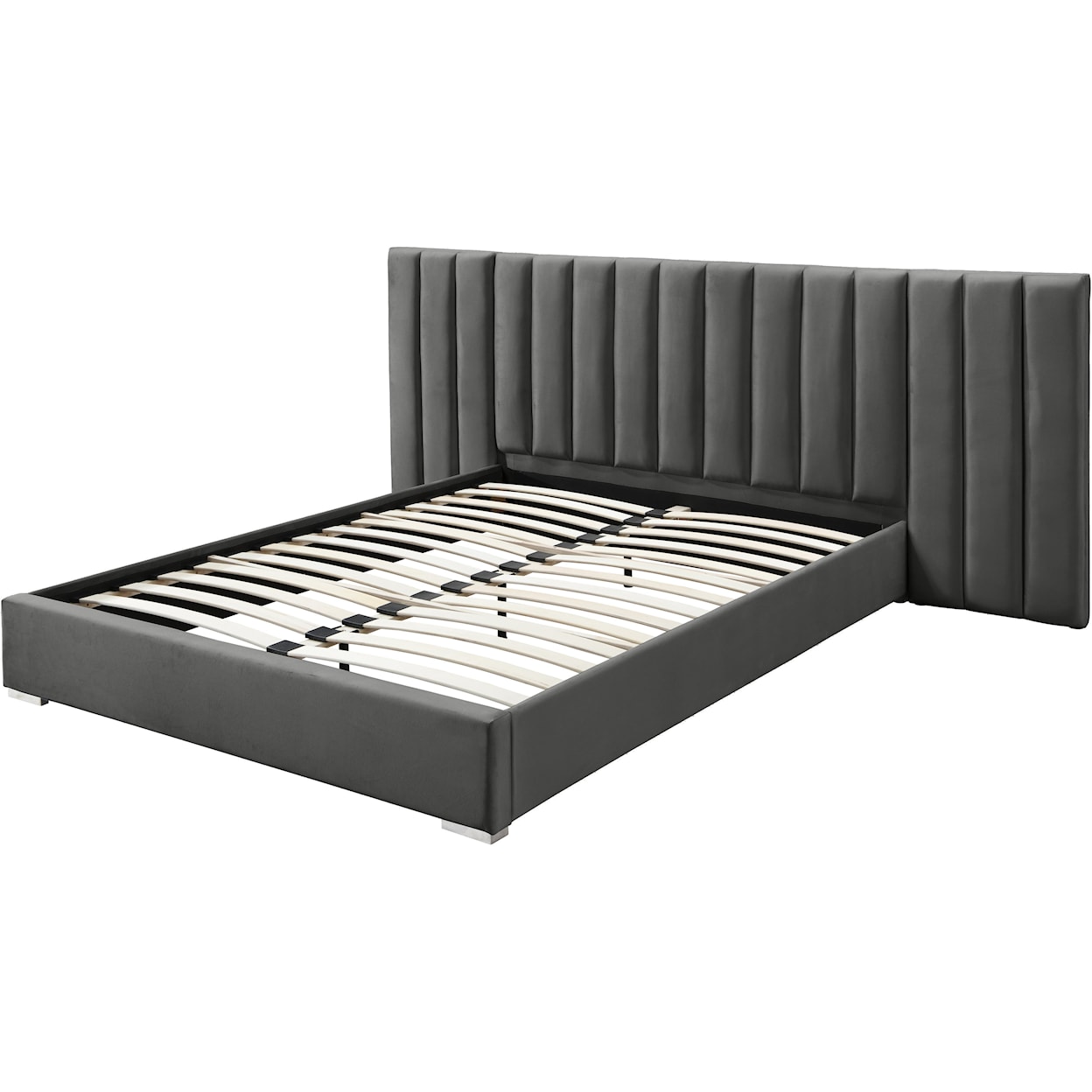 Meridian Furniture Pablo Queen Bed