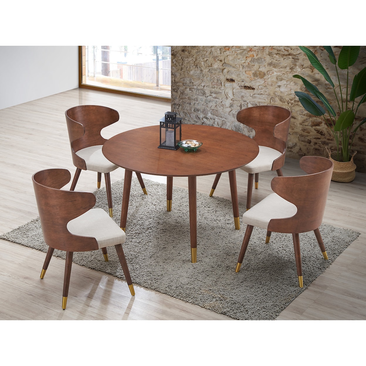 Meridian Furniture Sherwood Dining Table