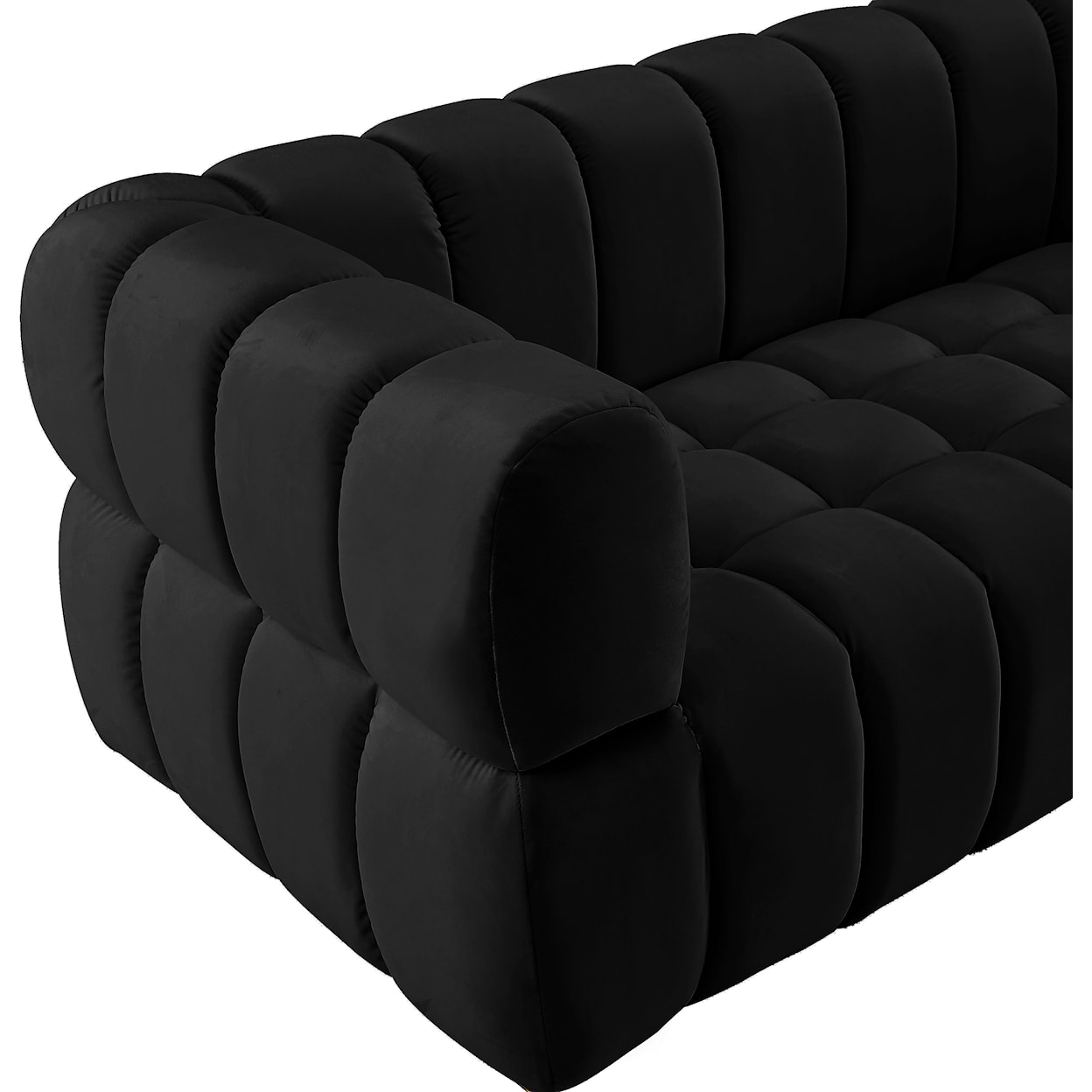 Meridian Furniture Gwen Loveseat