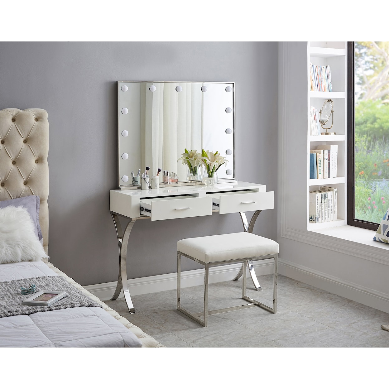 Meridian Furniture Hollywood Mirror