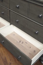 Cedar-Lined Drawers Prevent Bugs