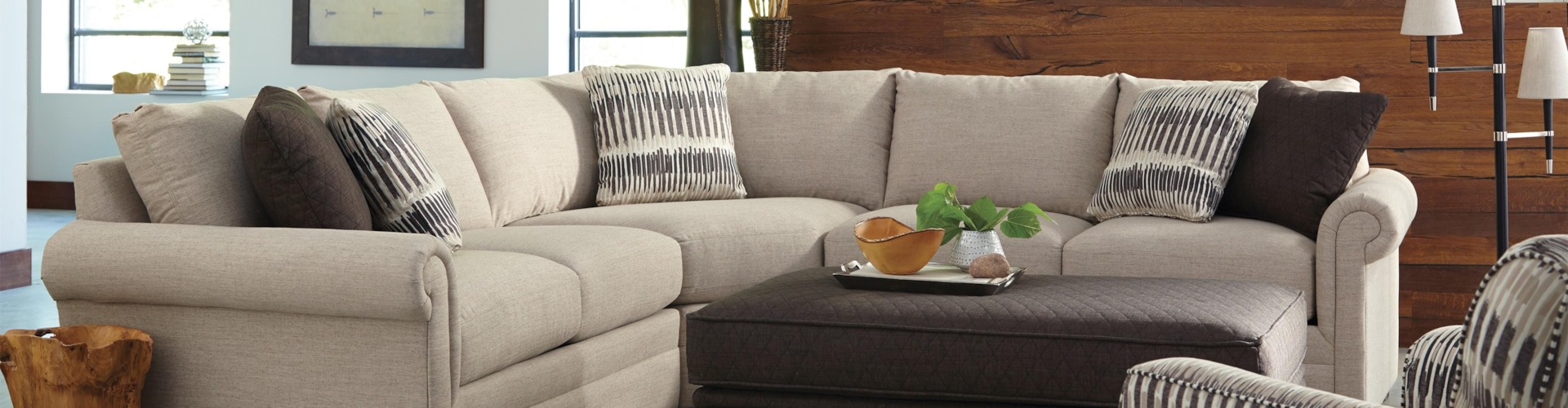 Stationary Living Room Group