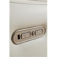 A Home Button makes it easy to return your recliner and headrest to the fully closed position with a click of a button