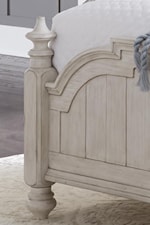 Poster bed footboard detail