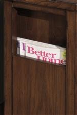 Magazine Rack Helps to Clear Clutter