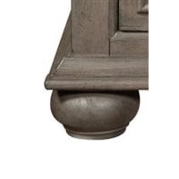 Pieces Supported by Elegant and Sturdy Bun Feet