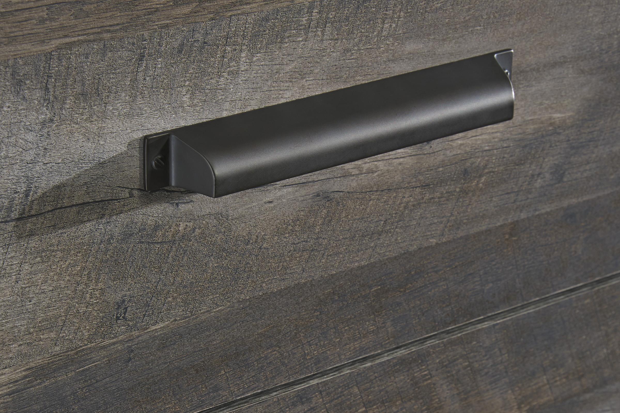 Signature Design by Ashley Wynnlow Queen Bedroom Group