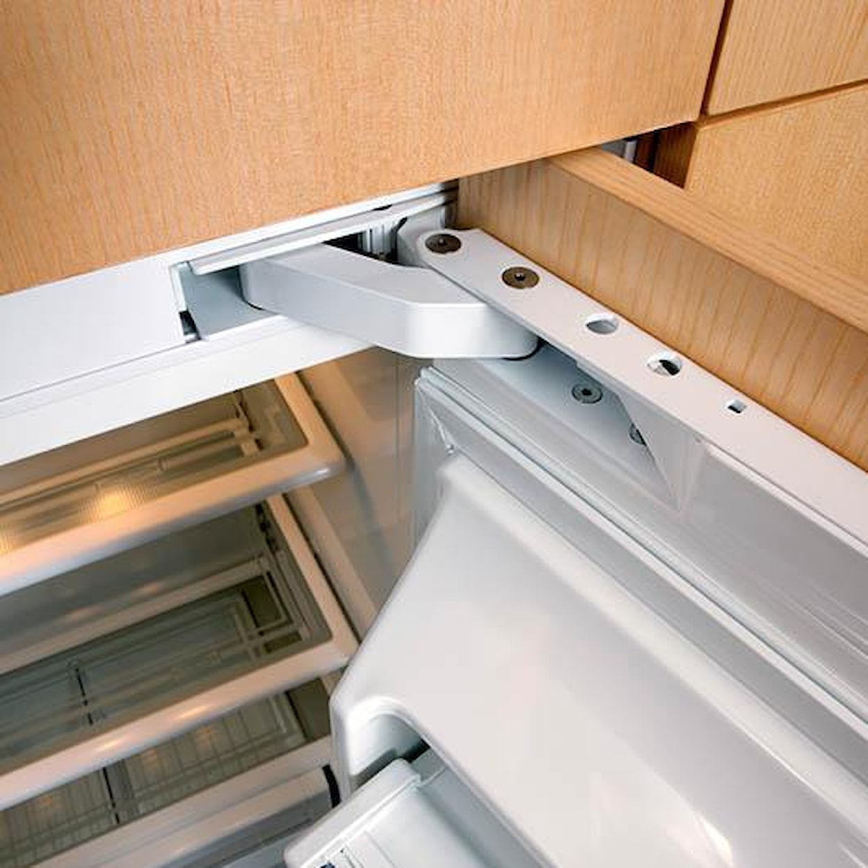 Sub-Zero Integrated Refrigeration 15.3 Cu. Ft. Built-In Refrigerator