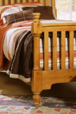 Turned Bun Feet on Slat Poster Bed