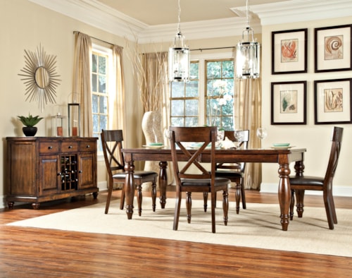 Casual Dining Room Group