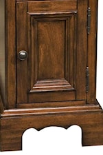 Scalloped Apron and Paneled Door Design