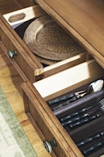 Organization Space Offered Adds Ample Functionality to Delightful Design