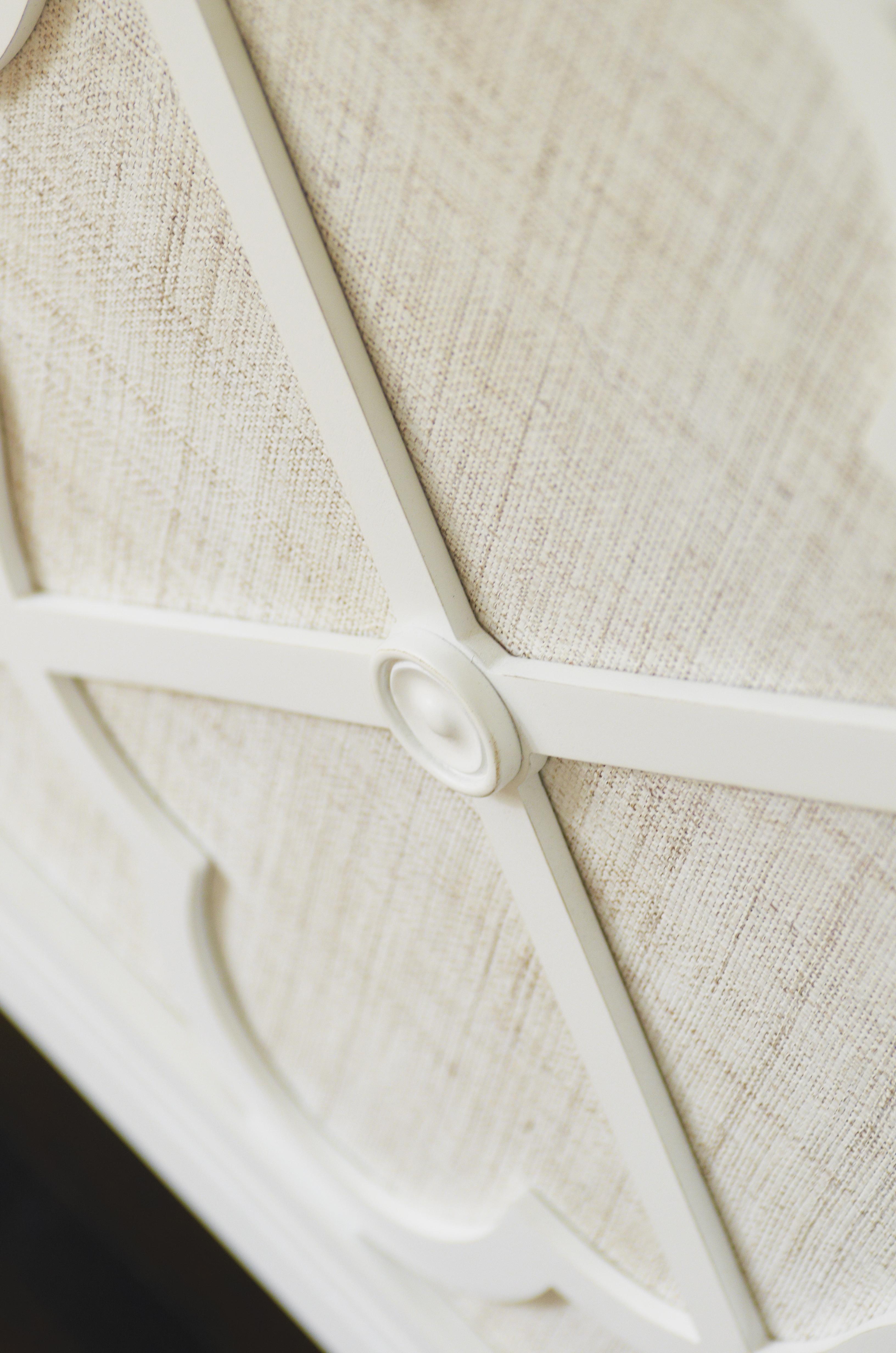 Tommy Bahama Home Ivory Key Queen Bedroom Group