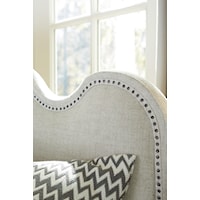 Linen Accents Add Warmth and Modern Appeal