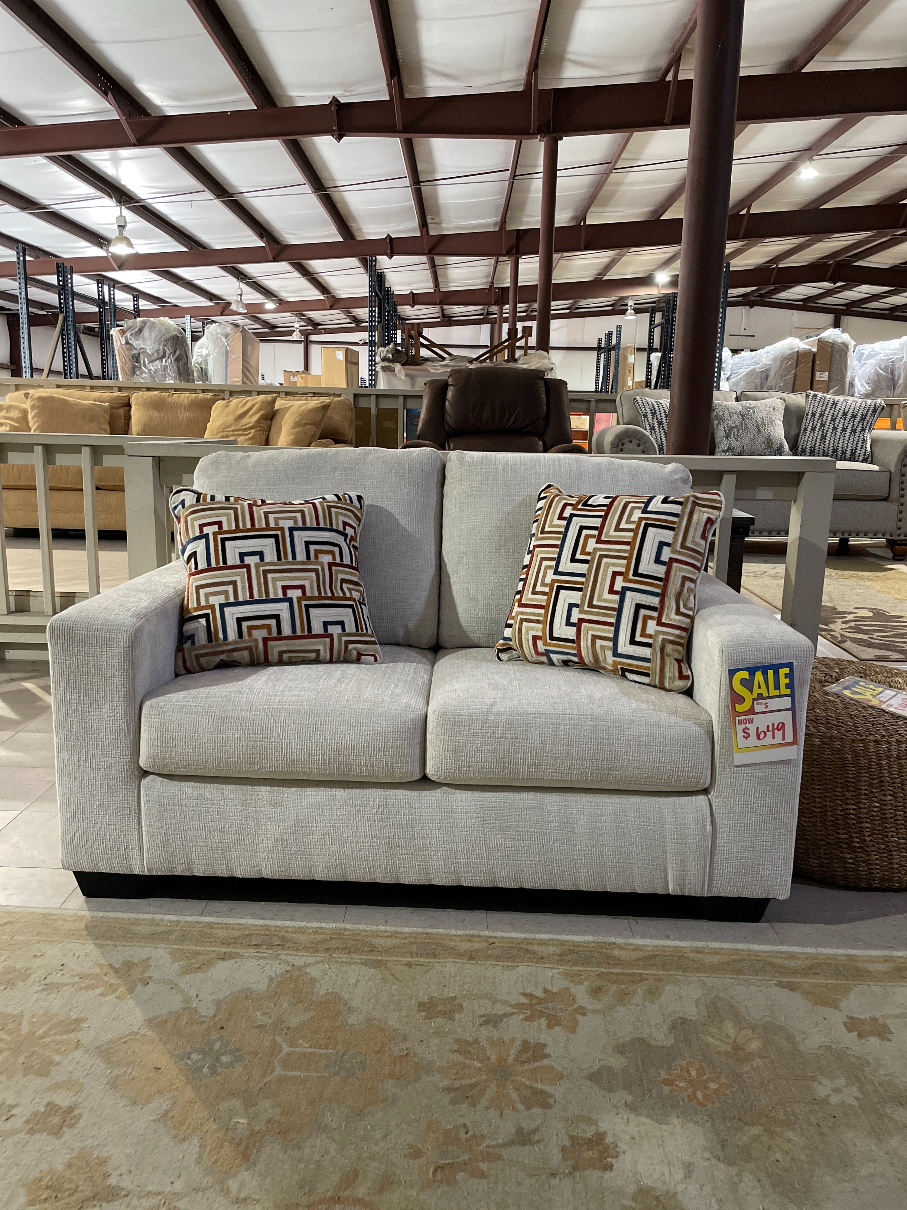 Aviemore Collection Loveseat by Signature Design by Ashley

*matching sofa available