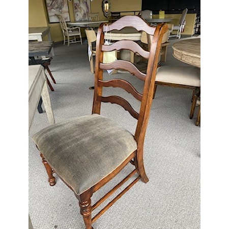 HOOKER FURNITURE COMPANY
WAVERLY PLACE SIDE CHAIRS
W 21.25 D 23.5 H 42.75
Waverly Place Sporty Cognac Fabric Ladderback Side Chair is crafted from hardwood solids, cherry veneers with natural imperfections.
2 AVAILABLE